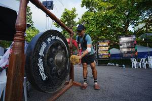 BIB: 
                            <button type="button" onclick="openModal(22241896)" class="btn btn-primary btn-sm float-right btn-popup" data-toggle="modal" data-target=".modal-high-quality">
                        <i class="fas fa-shopping-cart"></i> Add to Cart
                    </button>
                                            <button type="button" onclick="isThisMe(22241896, true)" class="btn btn-success btn-sm float-right btn-popup btn-isme hidden" data-toggle="tooltip" data-placement="bottom" title="นี่คือรูปของคุณใช่ไหม คลิกที่นี่เพื่อเอาเข้าอัลบั้ม">
                        <i class="fas fa-plus"></i> Add to album
                    </button>
                    <button type="button" onclick="isThisMe(22241896, false)" class="btn btn-warning btn-sm float-right btn-popup btn-isnotme hidden">
                        <i class="fas fa-ban"></i> Remove from album
                    </button>